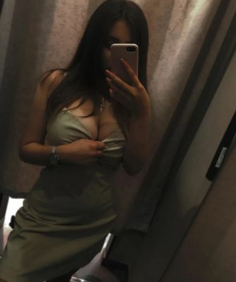 Кира, фото с сайта SexoKomi.com